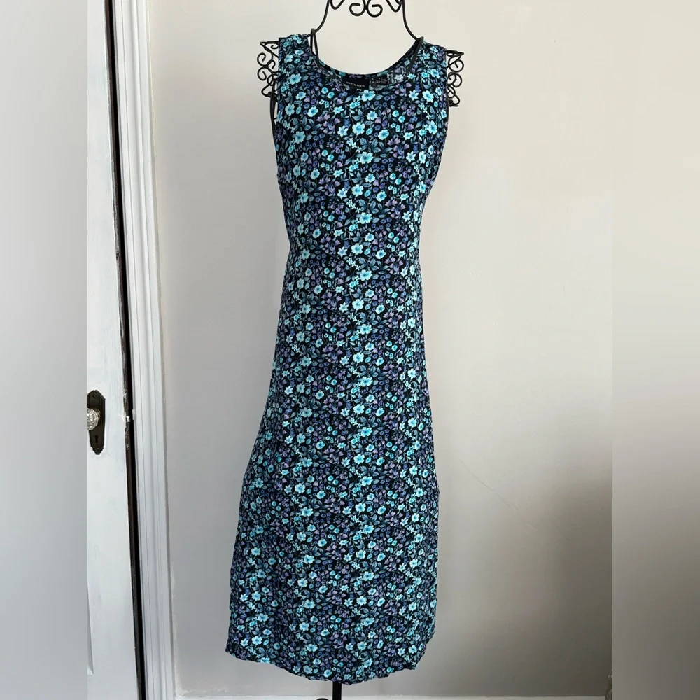 Floral Sleeveless Dress - Blue and Black - Picture 1 of 2
